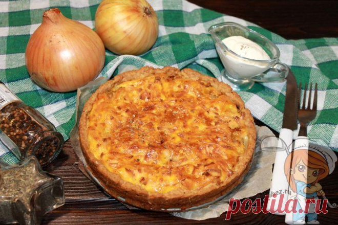Луковый пирог с плавленными сырками: не думала, что так вкусно - Пошаговые фото рецепты без дрожжей, без муки, без мяса, без масла, без яиц Приготовила луковый пирог с сырками и была в восторге от результата. Песочная основа без сливочного масла и яиц получается очень тонкой и рассыпчатой. В начинке прекрасно сочетаются жареный лук и запеченный омлет. Расплавленный сыр дает соблазнительную шапочку.