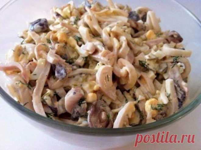 10 самых удачных и вкусных салатов для новогоднего стола