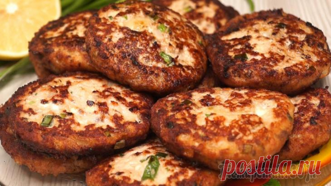 Рыбные котлеты. Секрет в составе! Такие котлеты очень сочные и вкусные. Творог не чувствуется совершенно, зато сама котлетка становится пышной и нежной.ИНГРЕДИЕНТЫ Рыбное филе – 500 гр.Творог – 250 гр.Сметана – 1/2ст.л.Луковица – 1 шт...