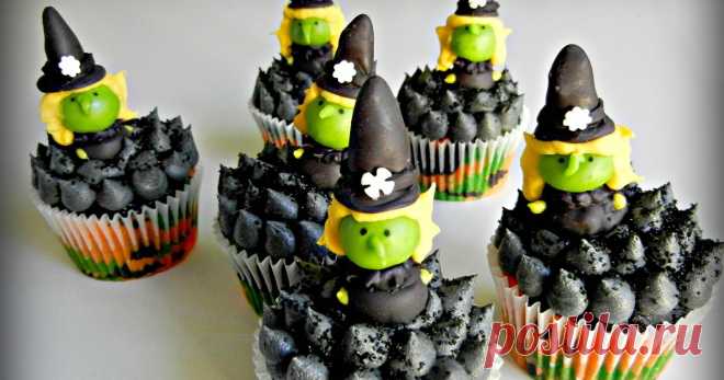 witchy cupcakes for halloween....! Blog about pop culture, edible crafts, sugar, geek, nerd and more