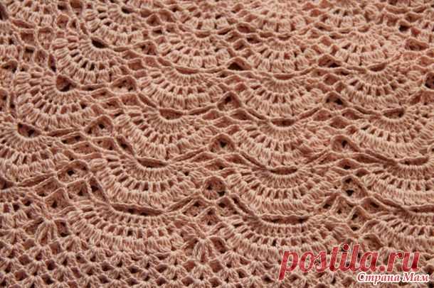 Вязание: персиковый топ на круглой кокетке.