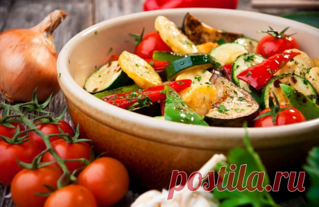 Шесть типичных ошибок при запекании овощей в духовке - KitchenMag.ru