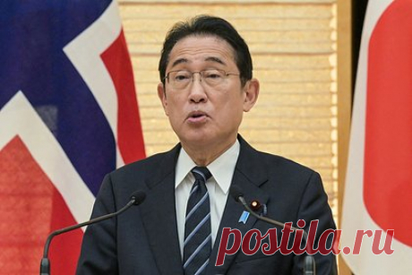 Премьер Японии покинул фракцию из-за скандала. Премьер-министр Японии Фумио Кисида покинул собственную фракцию «Котикай» из-за скандала, связанного с многолетним сокрытием средств фракциями партии и «откатами» депутатам. Ранее Кисида выразил обеспокоенность тем, что Россия совместно с Китаем осуществляет воздушное патрулирование над акваторией Японского моря.