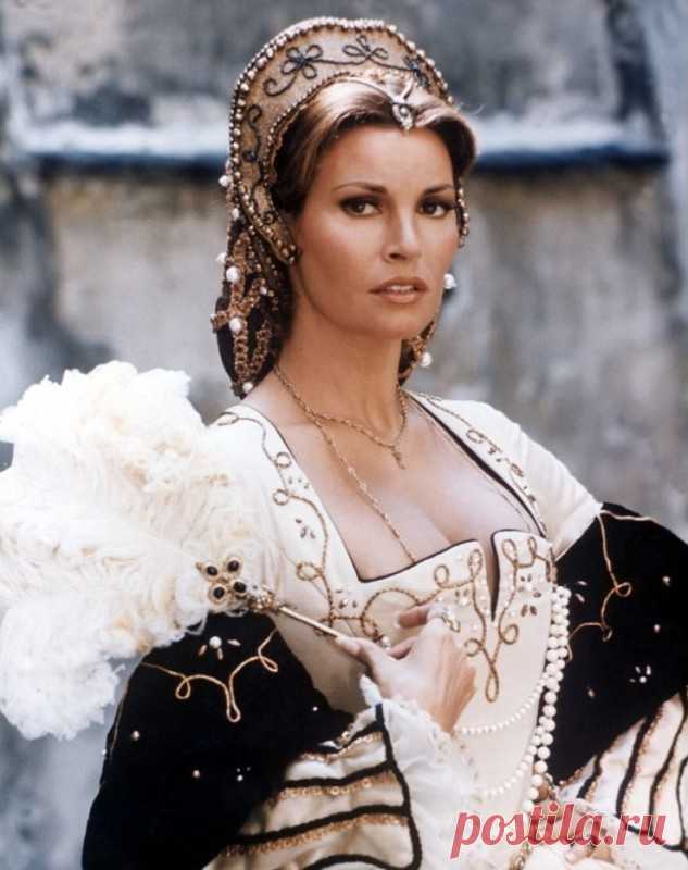 Секс-символ 70-х Ракель Уэлч (Raquel Welch) - Ретро картинки или интересная история.