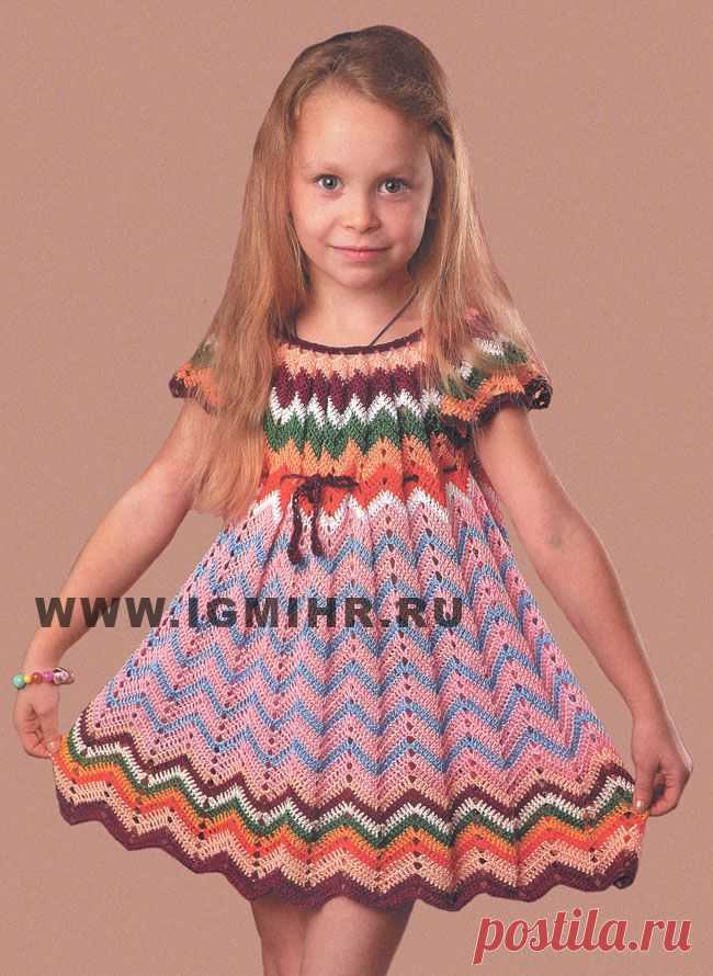 Нарядное летнее платье с узором зигзаг для девочки 5-6 лет. Крючок