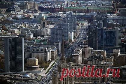 Гостиницу «Мир» около Белого дома в Москве снесут. На месте гостиницы «Мир» на Новом Арбате может появиться офисно-жилой комплекс. Об этом сообщает РБК. В департаменте городского имущества Москвы рассказали, что работы по демонтажу здания бывшей гостиницы «Мир» уже проводятся. Уточняется, что варианты дальнейшего развития площадки прорабатываются.