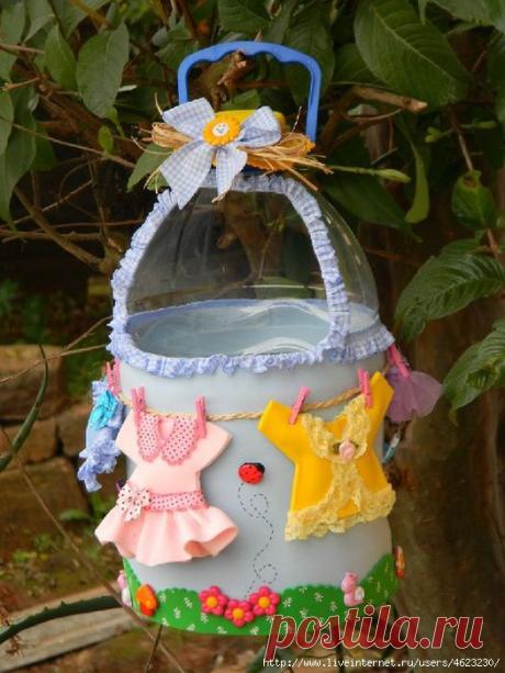 из пластика