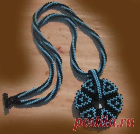 Подвеска кулон из бисера — схема для начинающих