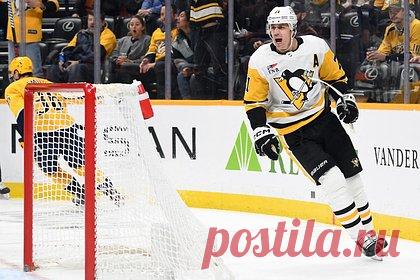 Малкин забил десятый гол в сезоне НХЛ. «Питтсбург Пингвинс» проиграл «Нэшвилл Предаторс» в матче регулярного чемпионата Национальной хоккейной лиги. Встреча прошла в Нэшвилле и завершилась в овертайме со счетом 3:2 в пользу хозяев. В составе «Питтсбурга» заброшенными шайбами отметились Евгений Малкин и Брайан Раст.