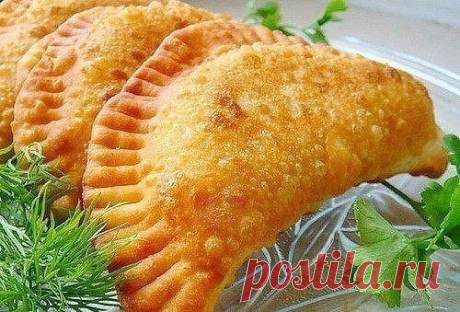 Секреты вкусных чебуреков

5 секретов знаменитого блюда раскрывает самый дорогой повар столицы

Это особый, вкуснейший пирожок от крымских татар. Но почему-то у кого-то чебуреки получаются вкусными, сочными, нежными и хрустящими, а у других - черствые, сухие пирожки особой формы с хрустящим луком. Сколько поваров – столько и рецептов. Вот и я решил поделиться с вами своим рецептом, подсмотренным мною у моей соседки крымской татарки - потомственной поварихи. Когда я впервые...