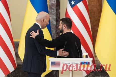 В США рассказали об ожиданиях от будущих переговоров Байдена и Зеленского. Переговоры Владимира Зеленского и Джо Байдена пройдут в Белом доме 21 сентября, администрация США рассчитывает получить данные о текущей ситуации на поле боя и заверить Киев в дальнейшей поддержке. Об этом во время брифинга рассказал официальный представитель Белого дома Джон Кирби.