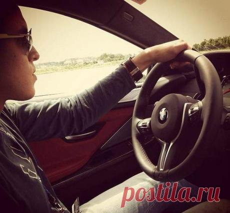 Держись подальше от людей, которые глумятся над твоими устремлениями. / Понимание бизнеса