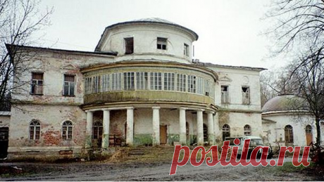 20 лет назад миллиардер купил руины огромного дворца в глуши. Как сейчас выглядит это место и что там происходит | Путешествия с фотокамерой | Дзен