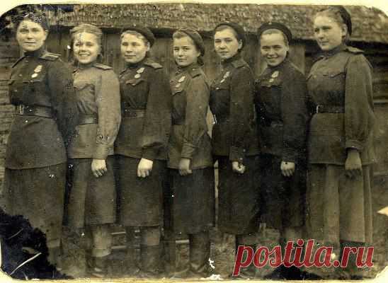 Эти милые девушки, отдали жизнь за нашу Победу. Слава и вечная память им!!!