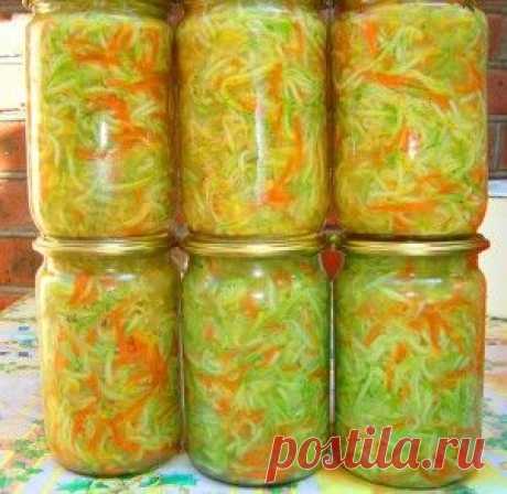 Кабачки по-корейски фото https://povarejki.ru/kabachki-po-korejski/