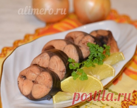 Скумбрия в луковой шелухе