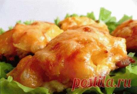 Курица, запеченная  с ананасами и сыром
