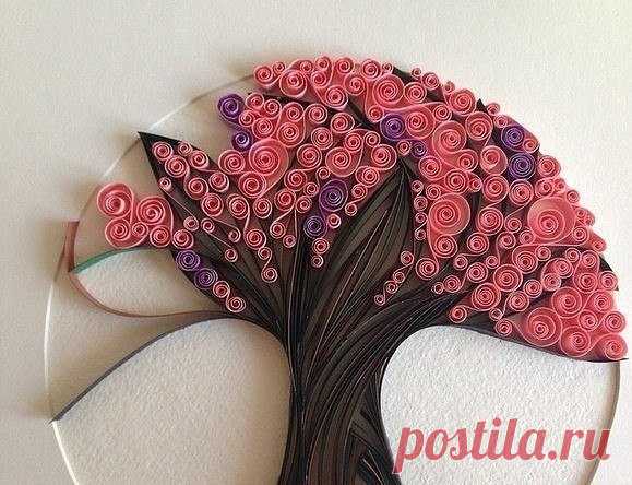 Декоративное панно в технике квиллинг
