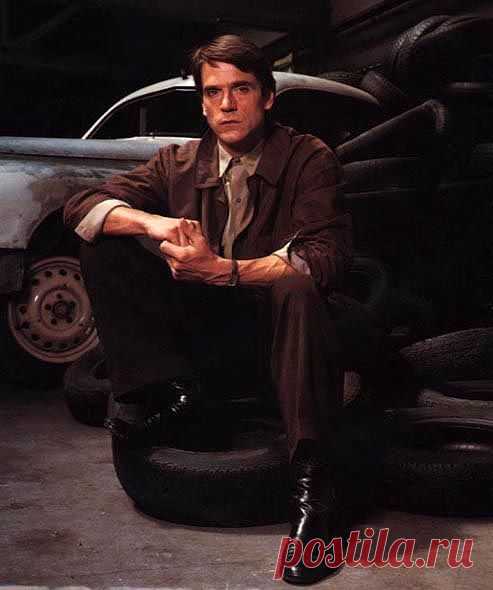 Джереми Айронс