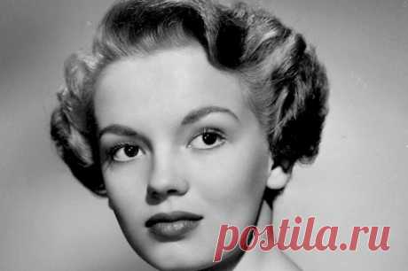 Умерла актриса из фильма «Зорро» Джоан Эванс. Ей было 89 лет.