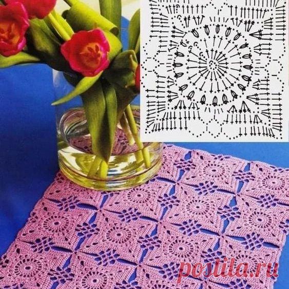 Красивая салфетка из мотивов+схема.
Автор kate_theurals
