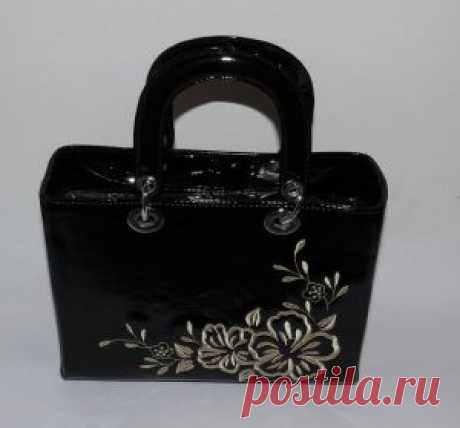 bomba-shop.com.ua/katalog-tovarov/product/view/55/6806
Отличные сумочки - недорого