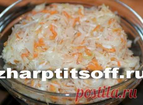 Фарш из квашеной капусты, лука, уксуса, соли. Начинка для утки, гуся.