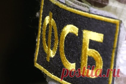Россиянин опубликовал видео своего распятия на кресте и попал под следствие. В Ростовской области возбудили дело в отношении 34-летнего жителя Волгодонска, оскорбившего, по мнению силовиков, религиозные чувства верующих христианских конфессий. Мужчина выложил в социальной сети видеоматериалы, иллюстрирующие в насмешливой форме свое распятие на кресте.