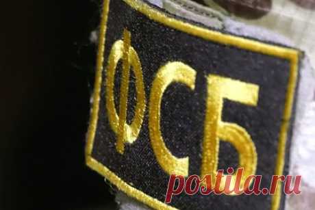 Россиянин опубликовал видео своего распятия на кресте и попал под следствие. В Ростовской области возбудили дело в отношении 34-летнего жителя Волгодонска, оскорбившего, по мнению силовиков, религиозные чувства верующих христианских конфессий. Мужчина выложил в социальной сети видеоматериалы, иллюстрирующие в насмешливой форме свое распятие на кресте.