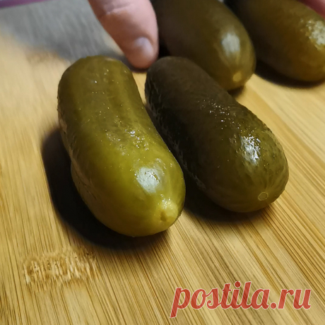 Закуска из соленых огурцов к шашлыку и не только