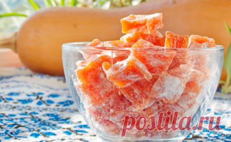 «Быстрые» цукаты из тыквы - Советnews Из тыквы можно приготовить множество вкусных, необычных и полезных блюд. Из нее варят варенье, готовят десерты и даже добавляют в кофе или чай. А еще из тыквы можно легко и просто приготовить вкуснейшие цукаты. Понадобится: 1 кг тыквы, 400 г сахара, 200 мл воды, 3 г лимонной кислоты. Приготовление Порежьте тыкву на кусочки. Сделайте из …