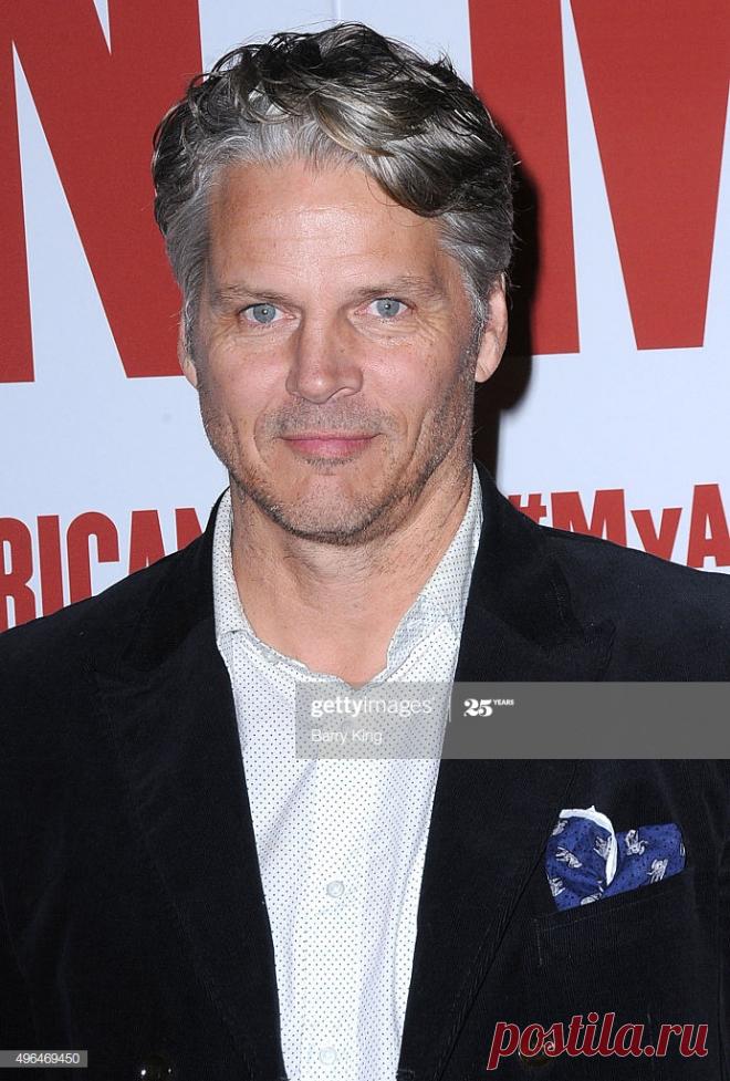 Майкл Рейли Бурк, 27 июня, 1964