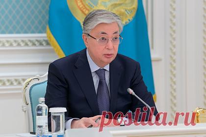 Токаев предложил отправлять молодых казахов в Россию. В Казахстане президент Касым-Жомарт Токаев раскрыл планы по реформам в сфере образования. По мнению Токаева, необходимо отправлять молодых казахстанцев на учебу за рубеж. В Россию президент собрался направлять молодых людей для обучения в лучших технических вузах страны.