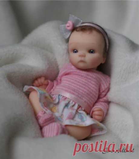 OOAK Handsculpted Baby Girl Art Doll Mini By Gina Holland