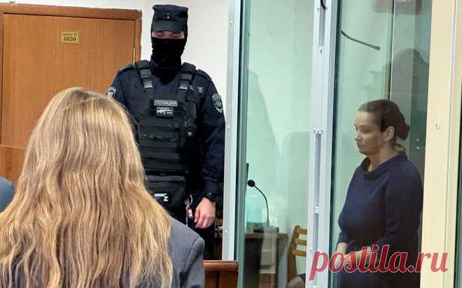 Суд назначил калининградским врачам Сушкевич и Белой 9 и 9,5 лет колонии. Обвиняемых в убийстве недоношенного новорожденного врачей Белую и Сушкевич приговорили к срокам девять с половиной и девять лет колонии. Они свою вину не признали