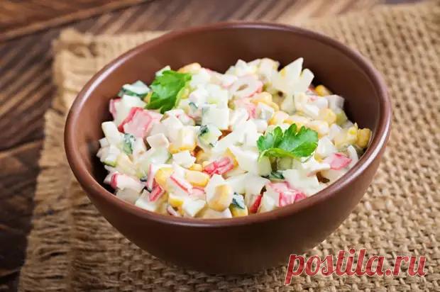 20 замечательных салатов с крабовыми палочками и кукурузой - Будет вкусно - Медиаплатформа МирТесен