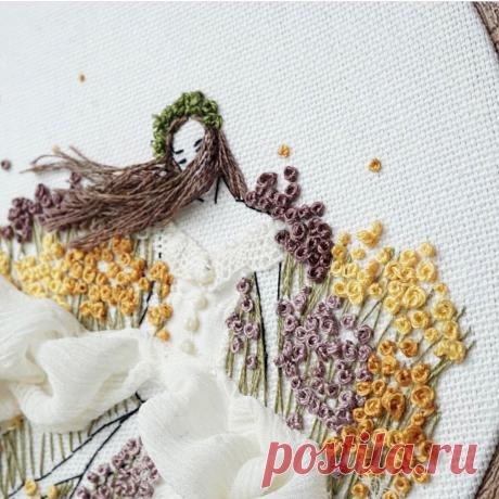 Мастерица вышивает такие НЕОБЫЧНЫЕ работы, что её персонажи выходят за пределы пялец: в одной работе умещается множество техник | Вышивка is Love | Яндекс Дзен