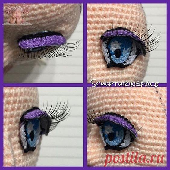 Глазки в вязаных игрушках.