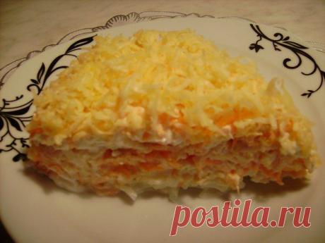 Новости
Салат "Французский"

4 вареных яйца, 
2( моркови свежие), 
2 яблока,
лук - 1 шт( можно и без лука), 
сыр, 
майонез.