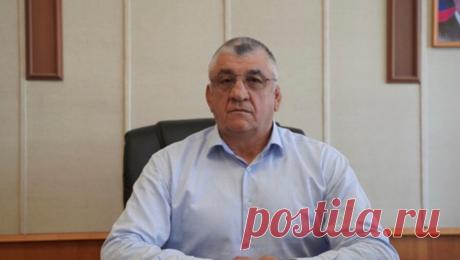 Стали известны подробности задержания мэра Кизилюрта. Мэр города Кизилюрт Магомед Магомедов задержан на рабочем месте сотрудниками Федеральной службы безопасности по подозрению в хищении им средств государственного бюджета в период, когда он занимал пост министра спорта Республики Дагестан. ...