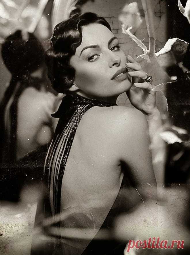Надежда Грановская (Nadezhda Granovskaya) в черно-белой фотосессии в стиле ретро