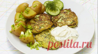 Кабачковые оладьи и молодой картофель, второе блюдо. Пошаговый рецепт с фото на Gastronom.ru