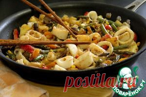 Кальмары с овощами по-китайски - кулинарный рецепт