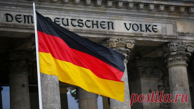 Дипломаты переговорили с россиянкой Виталией по делу о перевороте в ФРГ. Посольство России в ФРГ вышло на связь с россиянкой Виталией Б, обвиняемой по делу о подготовке государственного переворота в Германии. Об этом дипломаты заявили РИА Новости. "Консульские сотрудники находятся в контакте с ...