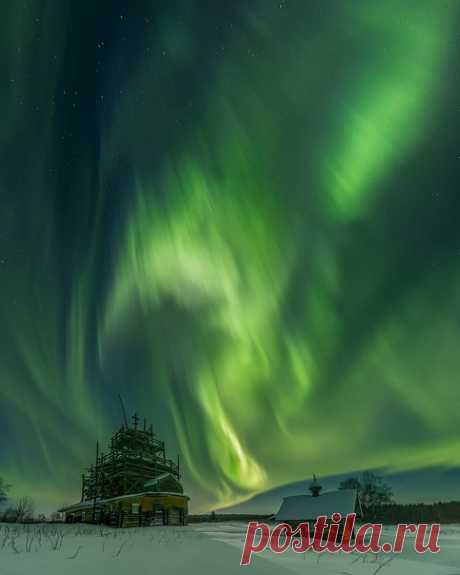 «Малахитовый дождь» Окрестности Северодвинска, Архангельская область. Снимал Mike Karpov: nat-geo.ru/community/user/209112
