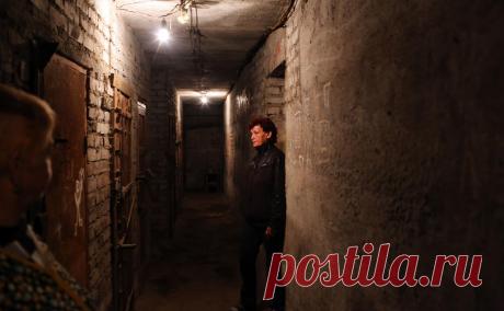 В Киеве, Харькове и Хмельницком раздались взрывы. По всей Украине включили сирены тревоги. В Харькове прогремело шесть взрывов, о них сообщили также в Черкасской области, Хмельницком, Ивано-Франковске и Киеве