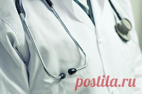 Невролог рассказал россиянам про риск возникновения деменции. Невролог, кандидат медицинских наук, доцент кафедры неврологии, нейрохирургии и медицинской генетики Казанского ГМУ Рустем Гайфутдинов объяснил, что развитие деменции зависит от генетической предрасположенности, возраста, образа жизни, вредных привычек и уровня образования.