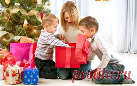 Что подарить ребенку на Новый год 2020: идеи подарков