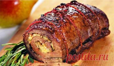 Мясной вкусный чудесный говяжий рулет с грушами | БЛАЖЕНСТВО ДУШИ. Мои рецепты и советы.
Для приготовления блюда Мясной чудесный говяжий рулет с грушами необходимы следующие ингредиенты: 850-900 гр говяжьей вырезки; две крепких больших груши; луковица; по несколько веточек зелени мяты, сельдерея и укропа; 120–150 гр тертого сыра; “Олейна” раст. масло; специи.