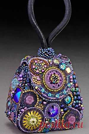 Найдено на сайте serafinibeadedjewelry.com.